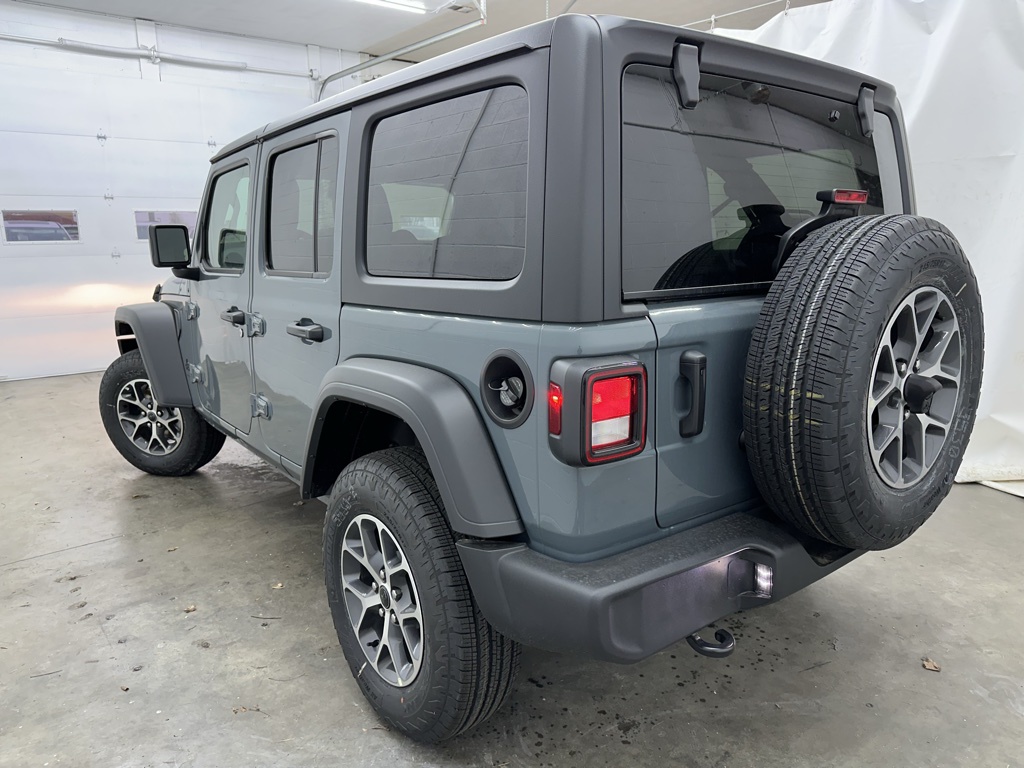 2024 Jeep Wrangler Sport S photo 5