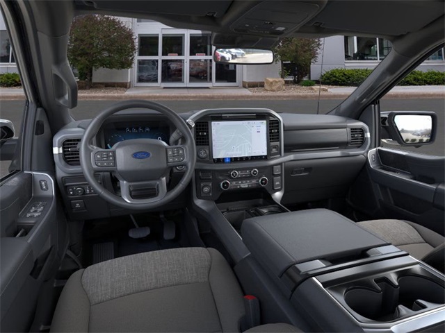 2025 Ford F-150 XLT photo 7