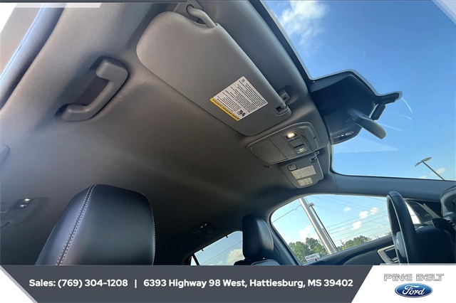 2023 Ford Explorer Limited photo 16
