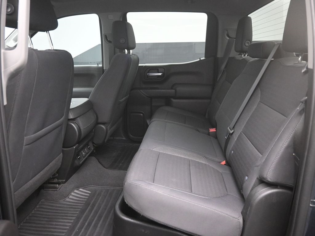 2020 Chevrolet Silverado 1500 LT photo 7