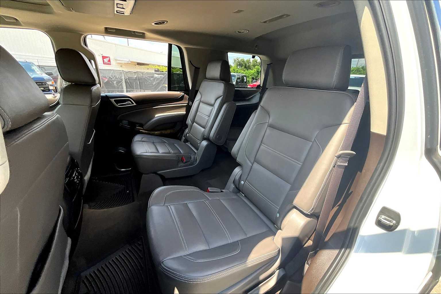 2017 Gmc Yukon Denali photo 19