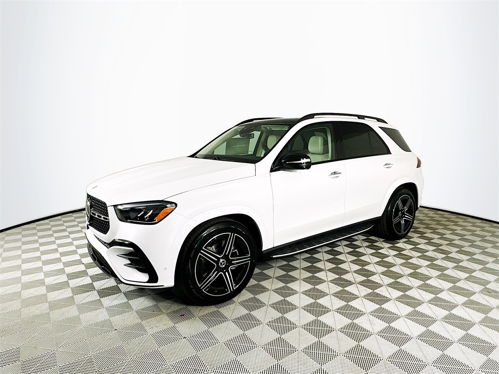 2026 Mercedes Benz GLE 450 4MATIC photo 3