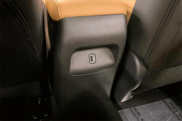 2025 Nissan Sentra SV photo 18