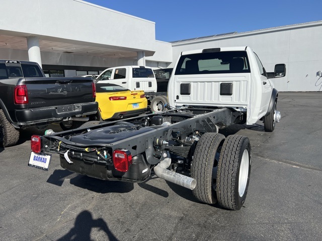 2026 Ram 5500 Tradesman photo 3
