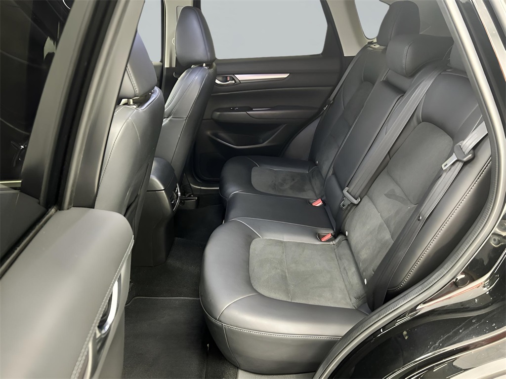 2018 Mazda CX-5 Touring photo 11