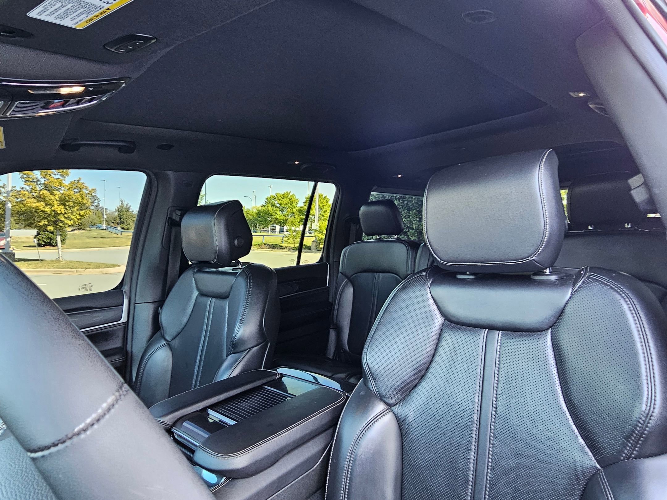 2023 Jeep Wagoneer Base photo 20