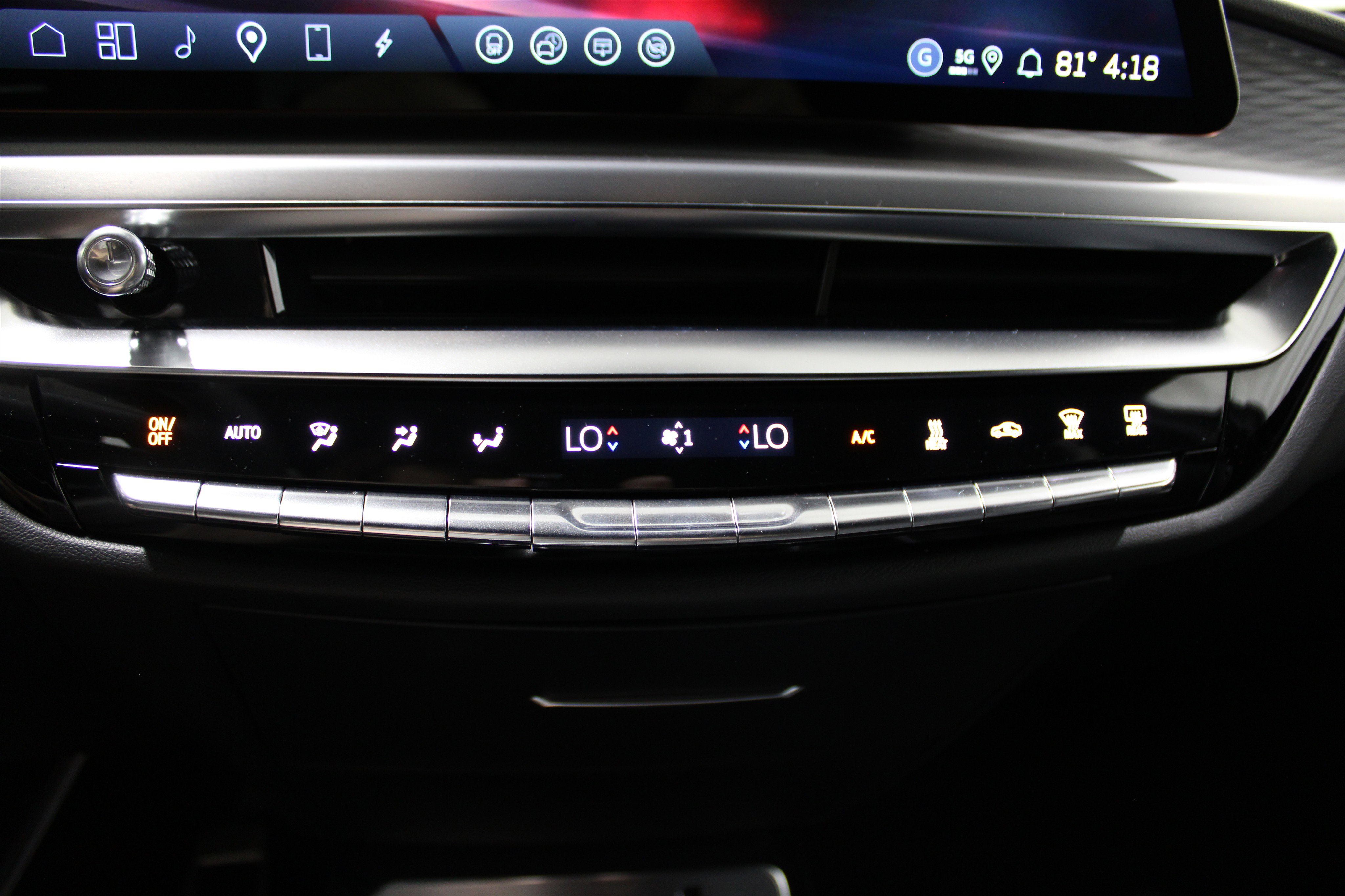 2026 Cadillac Lyriq photo 18