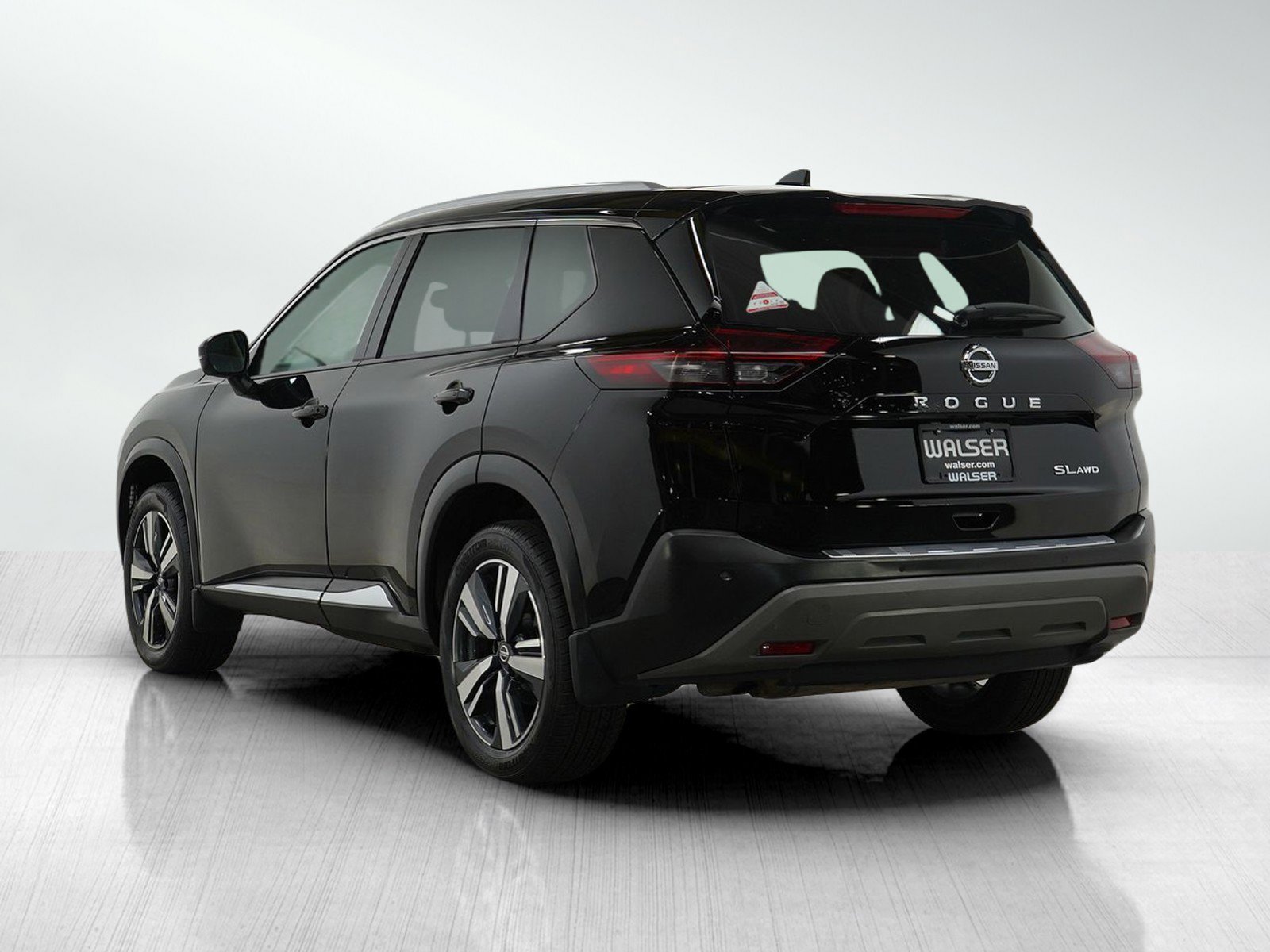 2021 Nissan Rogue SL photo 2
