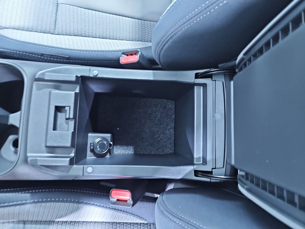 2025 Subaru Outback Premium photo 22
