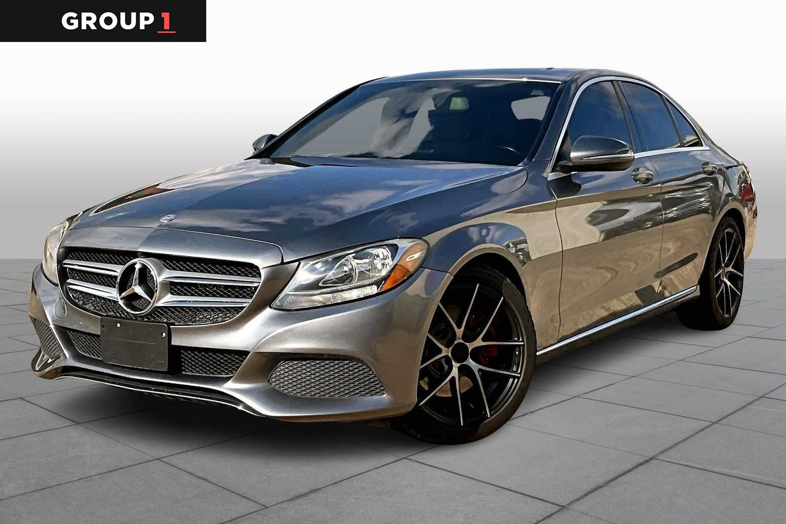 2017 Mercedes-Benz C-Class C300's photo