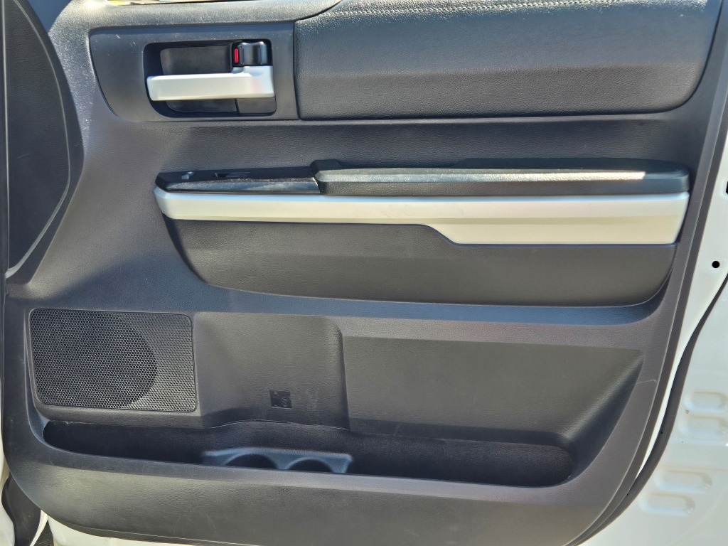 2021 Toyota Tundra CrewMax TRD Pro photo 6