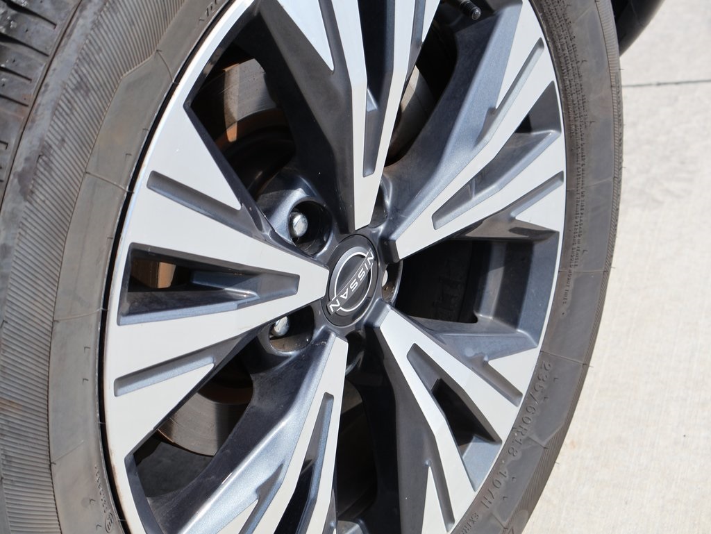 2023 Nissan Rogue SV photo 35