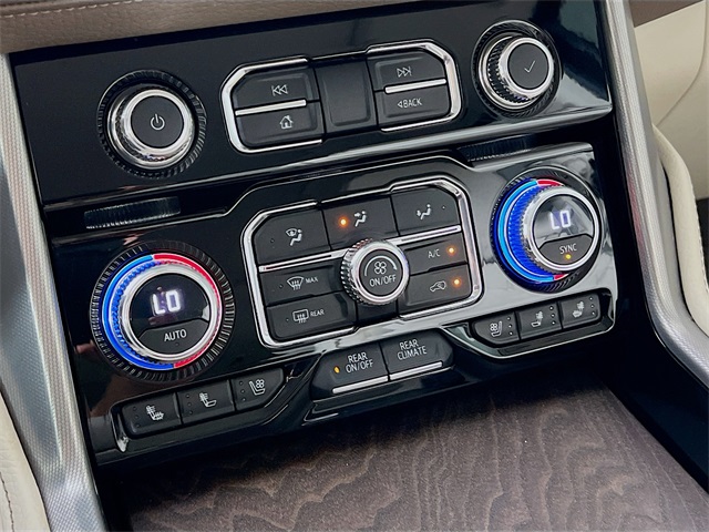 2023 Gmc Yukon Denali photo 17