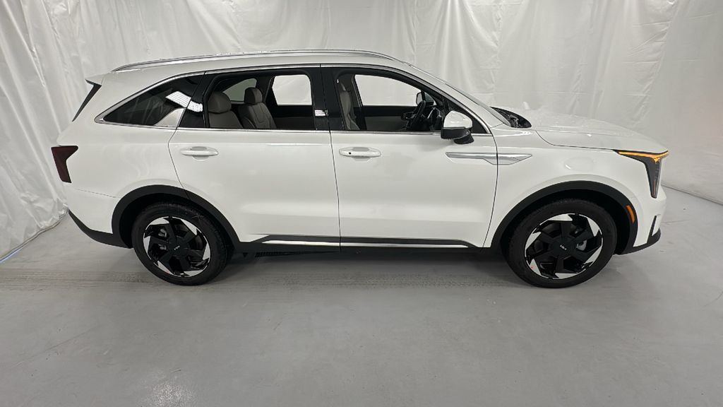 2026 Kia Sorento Hybrid EX photo 2