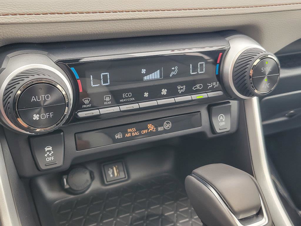 2025 TOYOTA RAV4 - Image 20