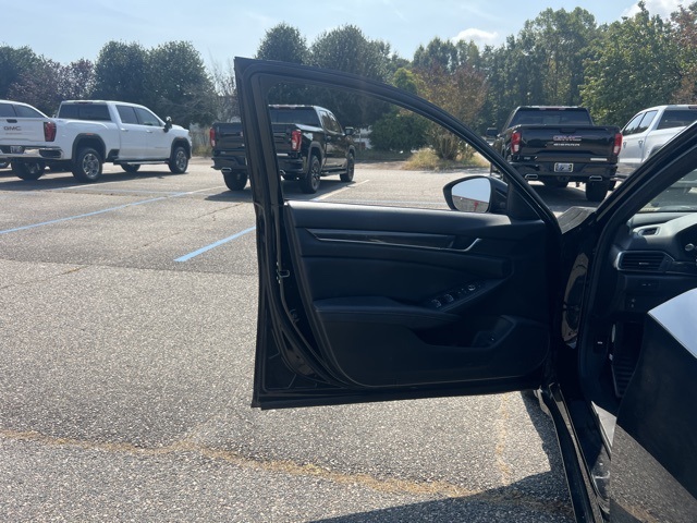 2019 Honda Accord Sport photo 19