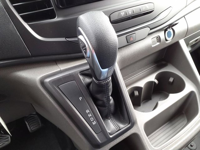 New 2024 Oxford White Ford Base image 32