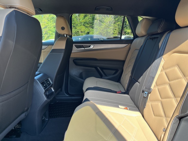 2026 Volkswagen Atlas Cross Sport SE Technology photo 11