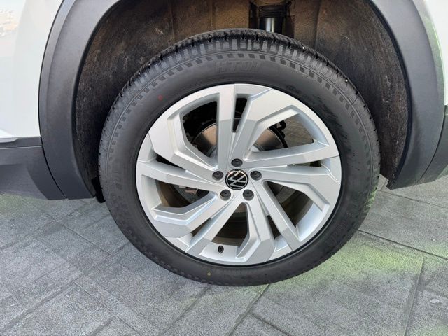 2021 Volkswagen Atlas V6 SE Technology photo 3