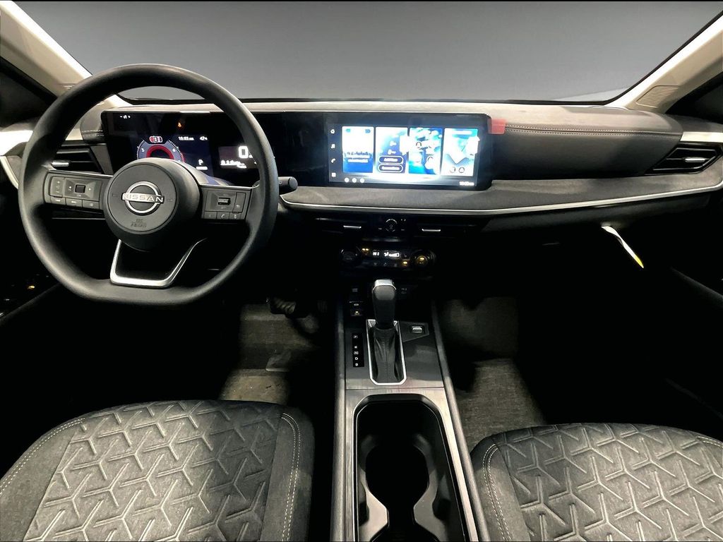 2026 Nissan Kicks SV photo 4