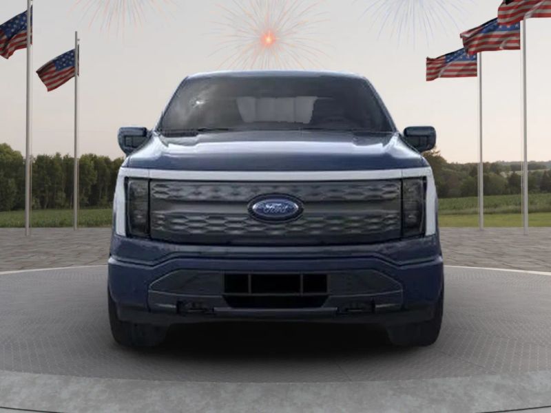 2023 Ford F-150 Lightning Lariat photo 6