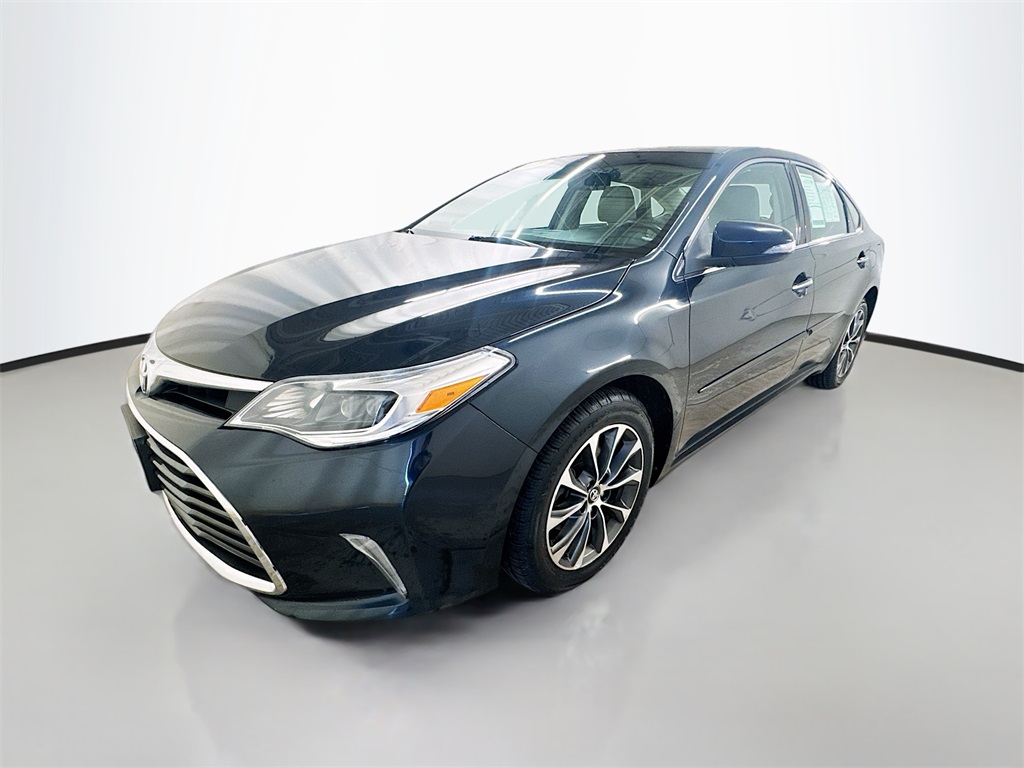 2016 Toyota Avalon XLE Premium photo 6