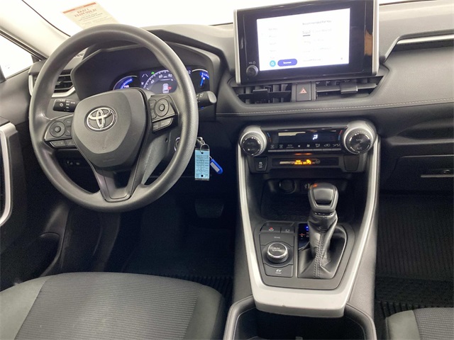 2024 Toyota RAV4 Hybrid LE photo 9