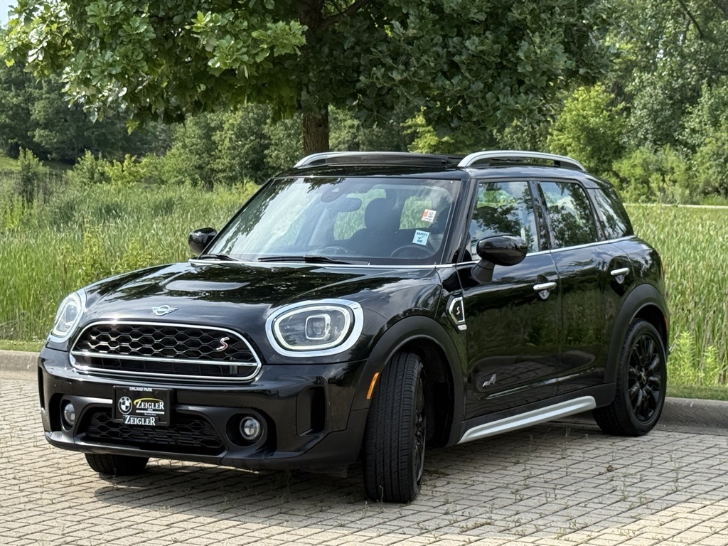2024 Mini Cooper ALL4 S photo 2