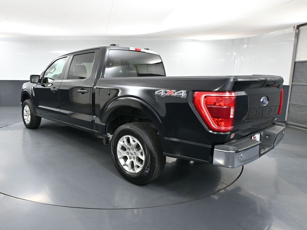 2023 Ford F-150 XLT photo 3