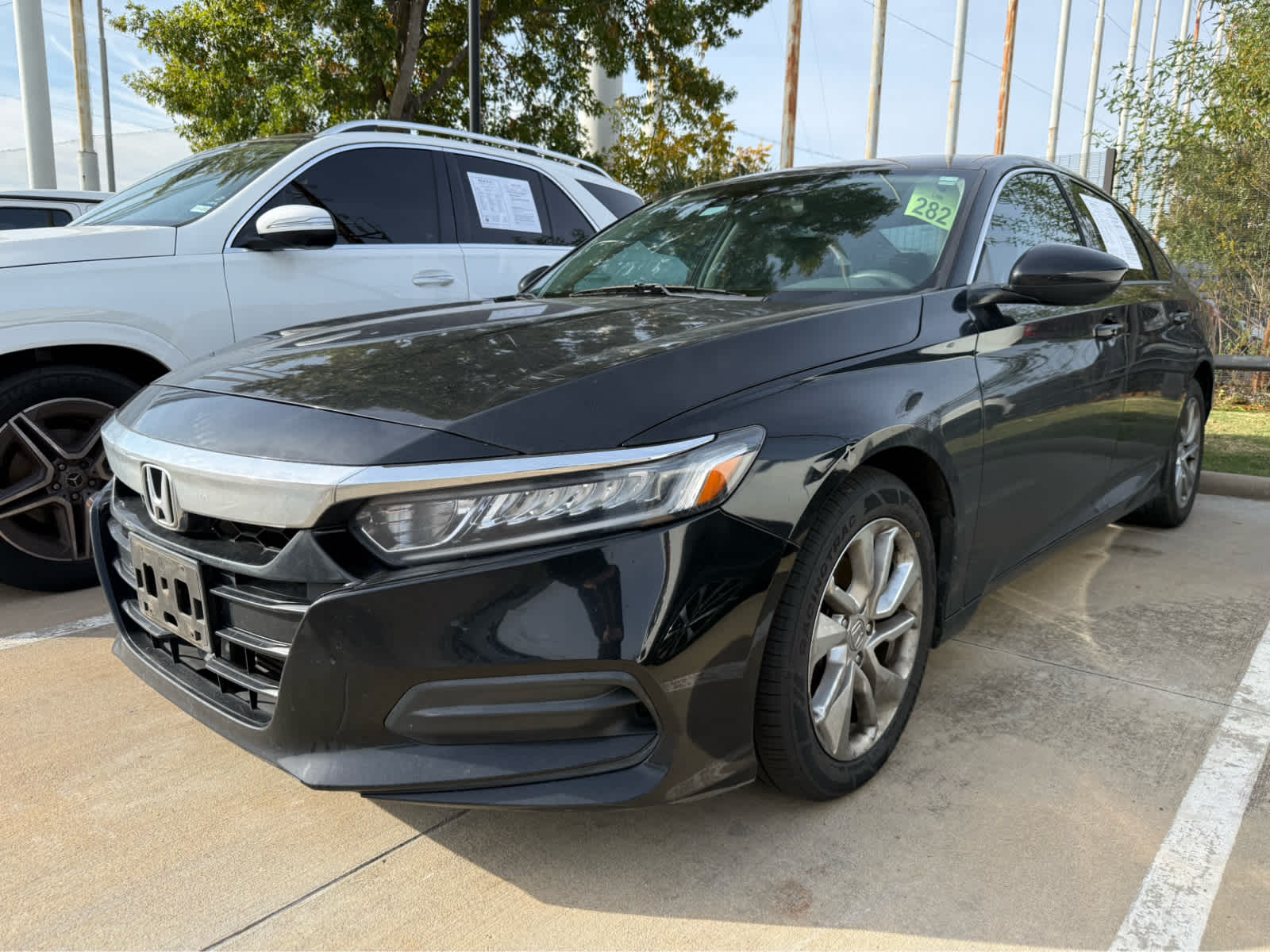 2018 Honda Accord LX's photo