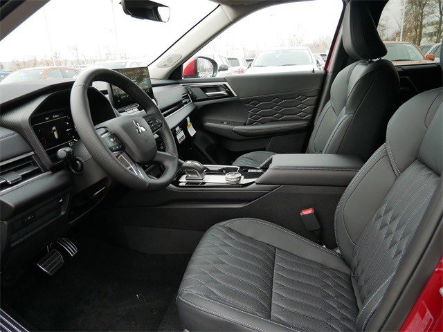 2025 Mitsubishi Outlander SEL GT photo 3