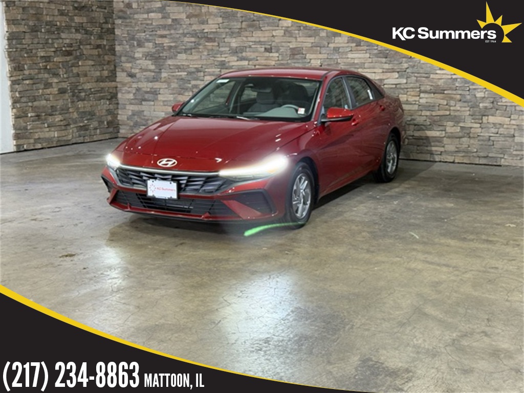 2025 Hyundai Elantra SE