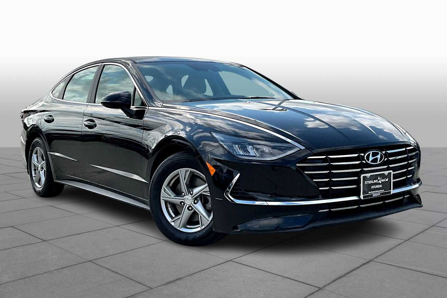 2022 Hyundai Sonata SE photo 2