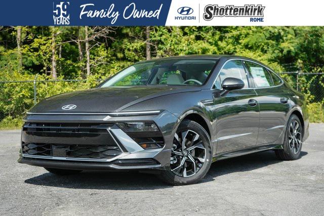 2025 Hyundai Sonata SEL's photo