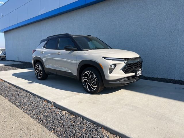 2026 Chevrolet Trailblazer RS photo 2