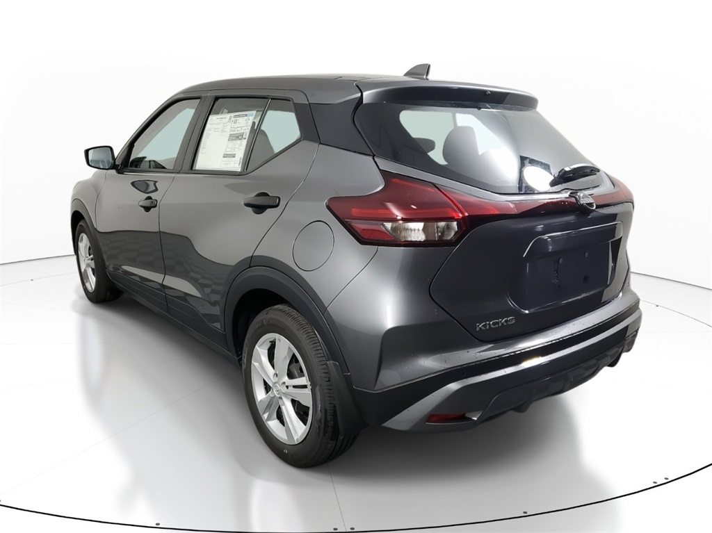 2024 Nissan Kicks S photo 4