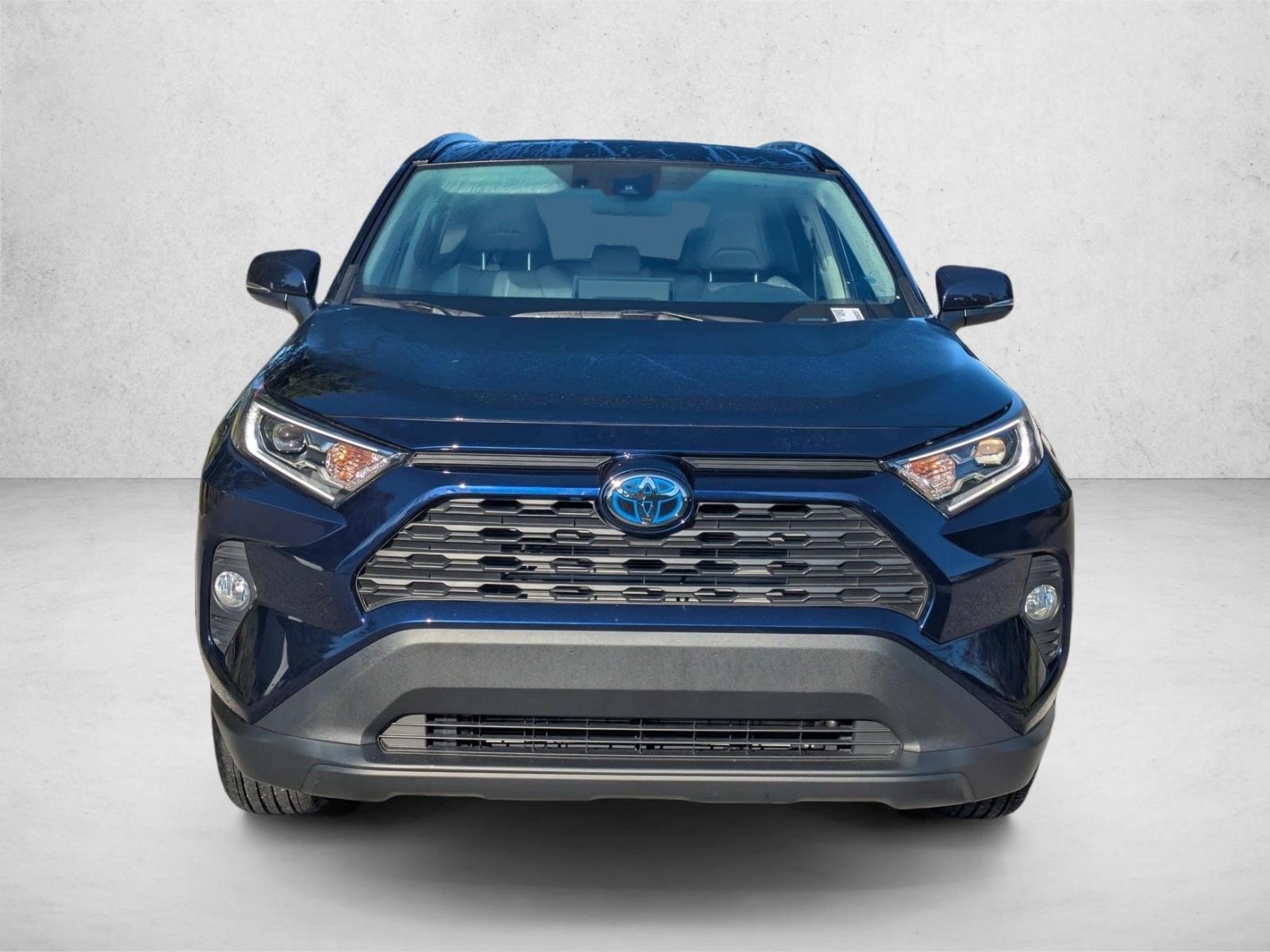 2021 Toyota RAV4 Hybrid XLE Premium photo 2