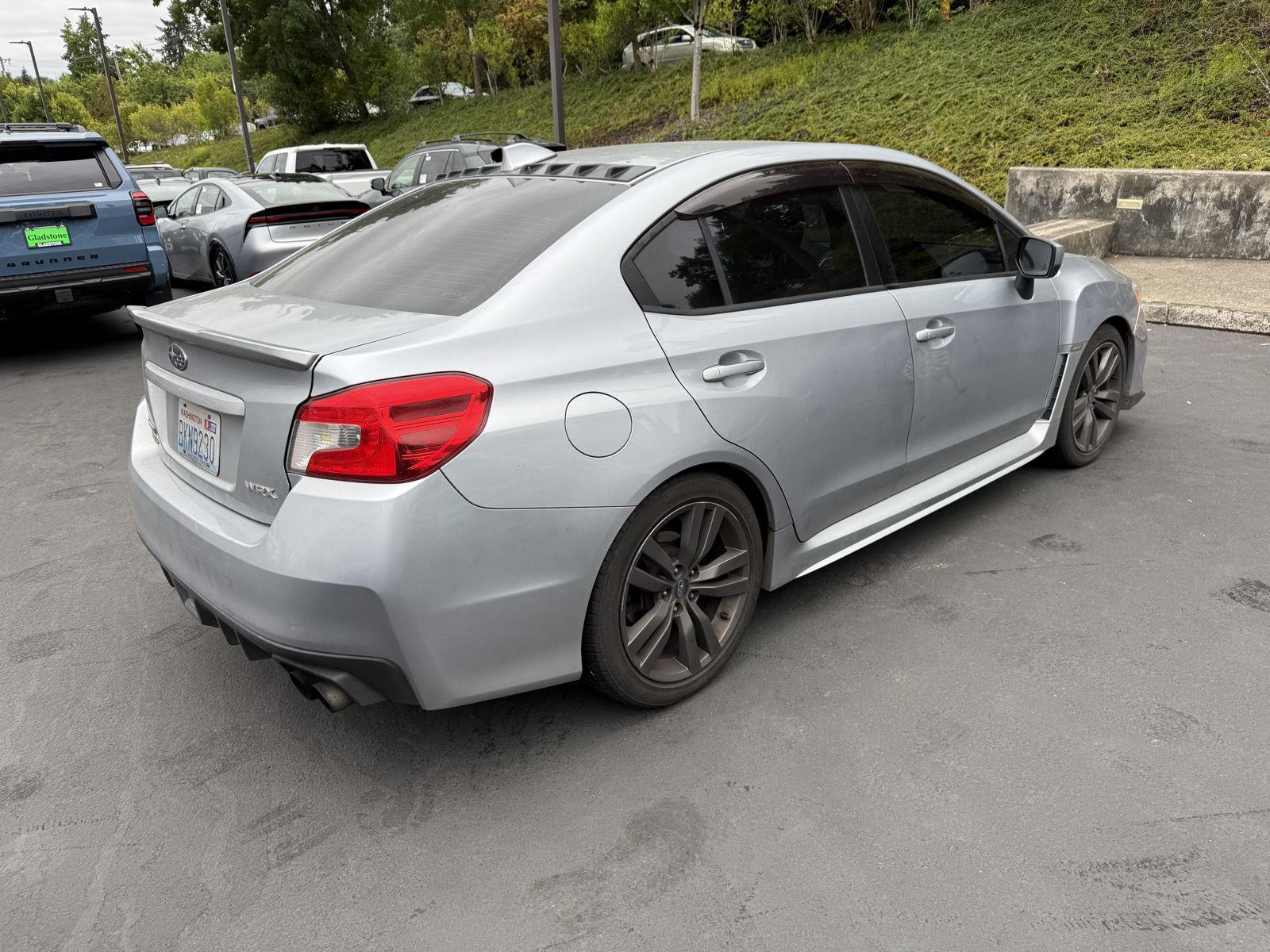 2016 Subaru WRX Premium photo 4