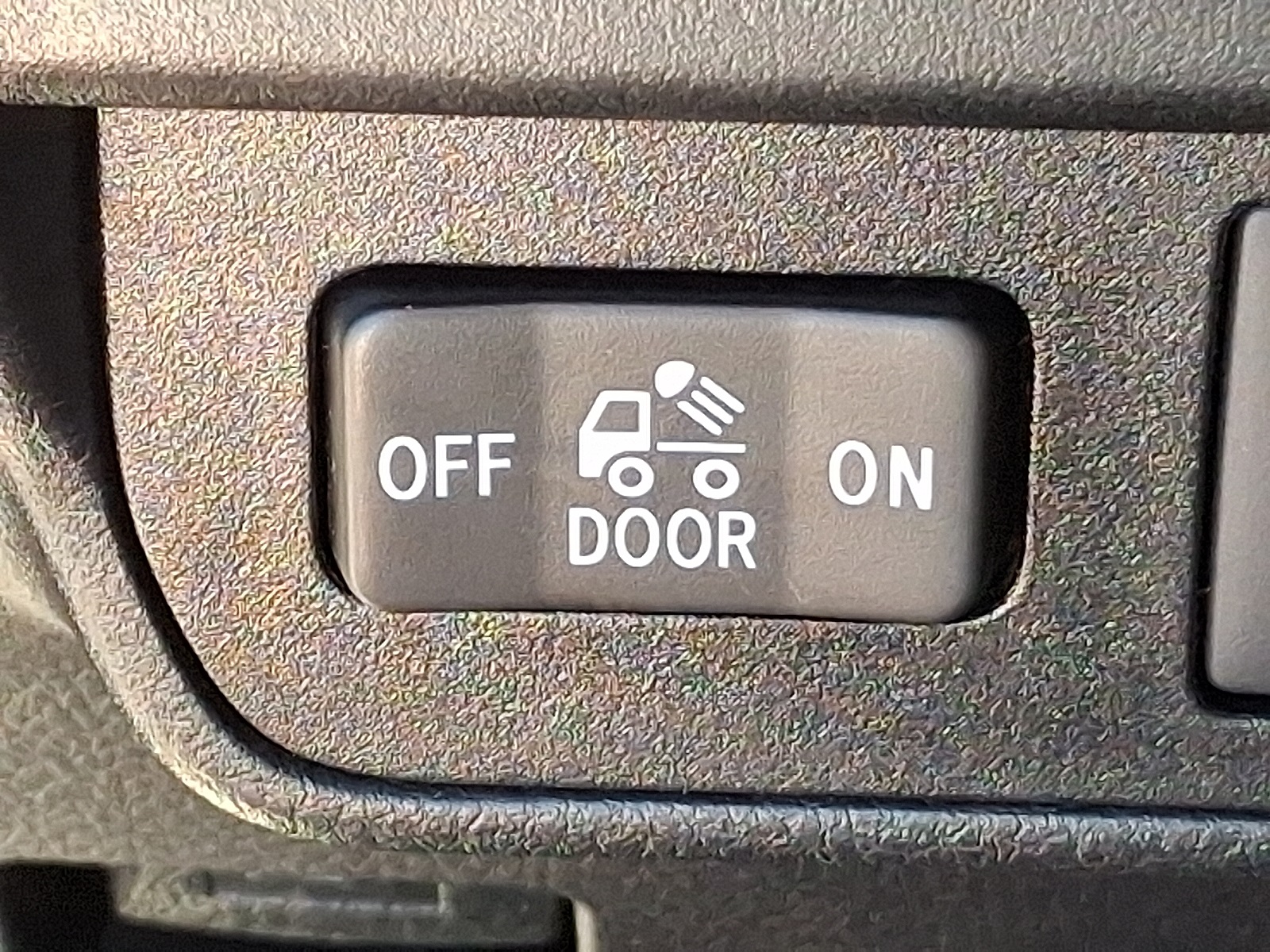 2022 Toyota Tacoma SR photo 25