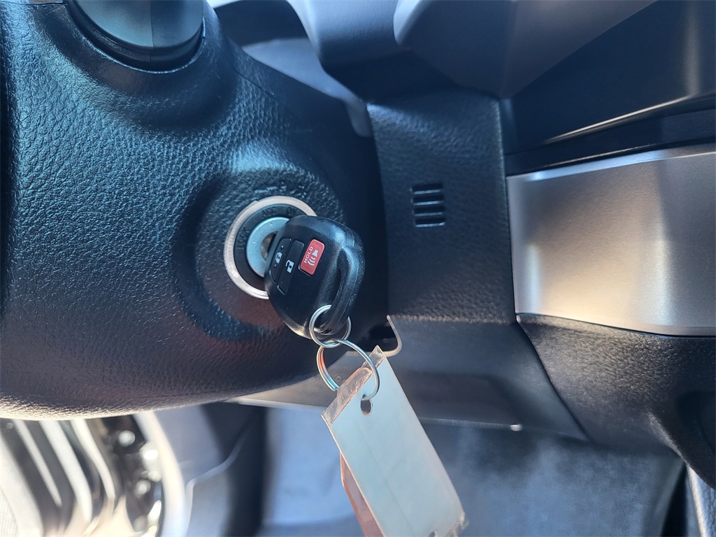 2021 Toyota Tacoma SR5 photo 23