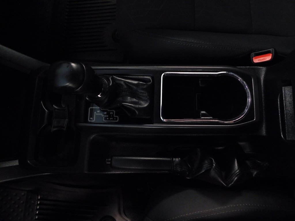 2018 Toyota Tacoma TRD Sport photo 24