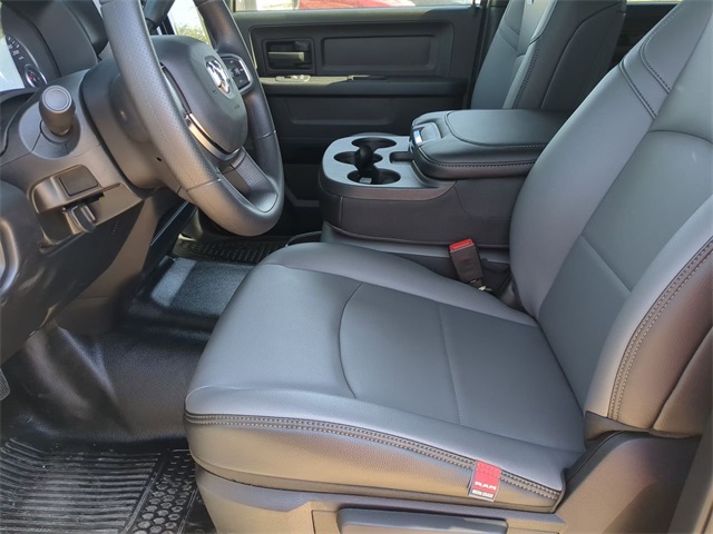2026 Ram 2500 Tradesman photo 10