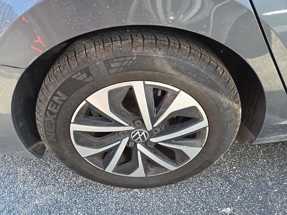 2024 Volkswagen Jetta S photo 4