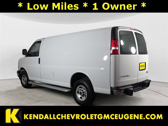 2024 Gmc Savana Cargo 2500 photo 3