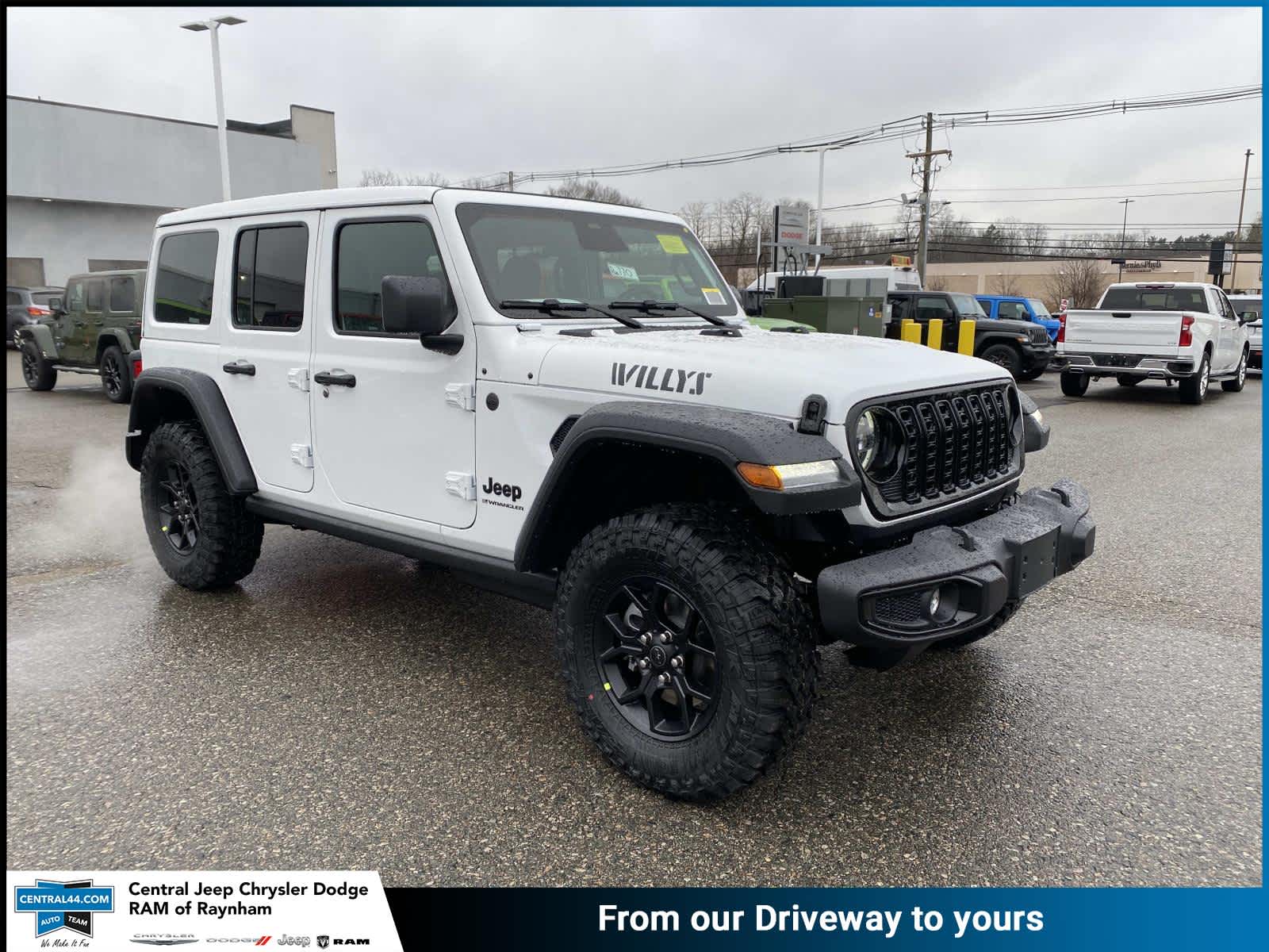 2026 Jeep Wrangler 4-Door Willys's photo