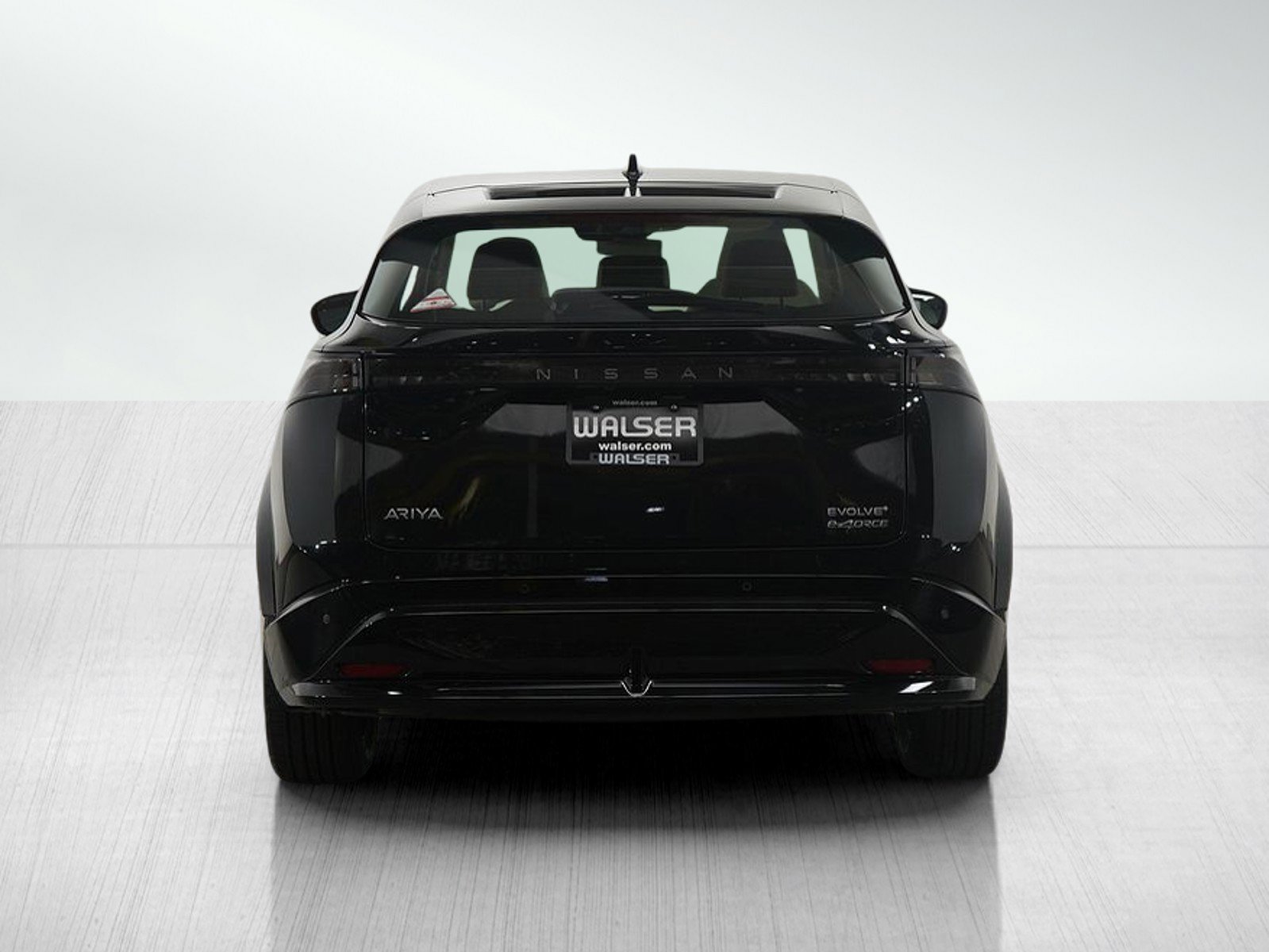 2023 Nissan ARIYA Engage Evolve+ Empower photo 3