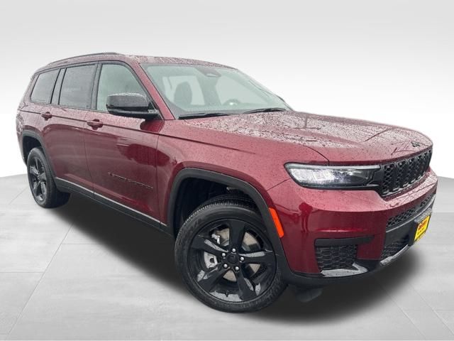 2025 Jeep Grand Cherokee L Altitude's photo