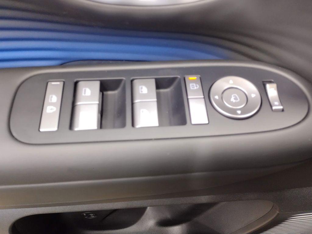 2026 Hyundai Ioniq SEL photo 18