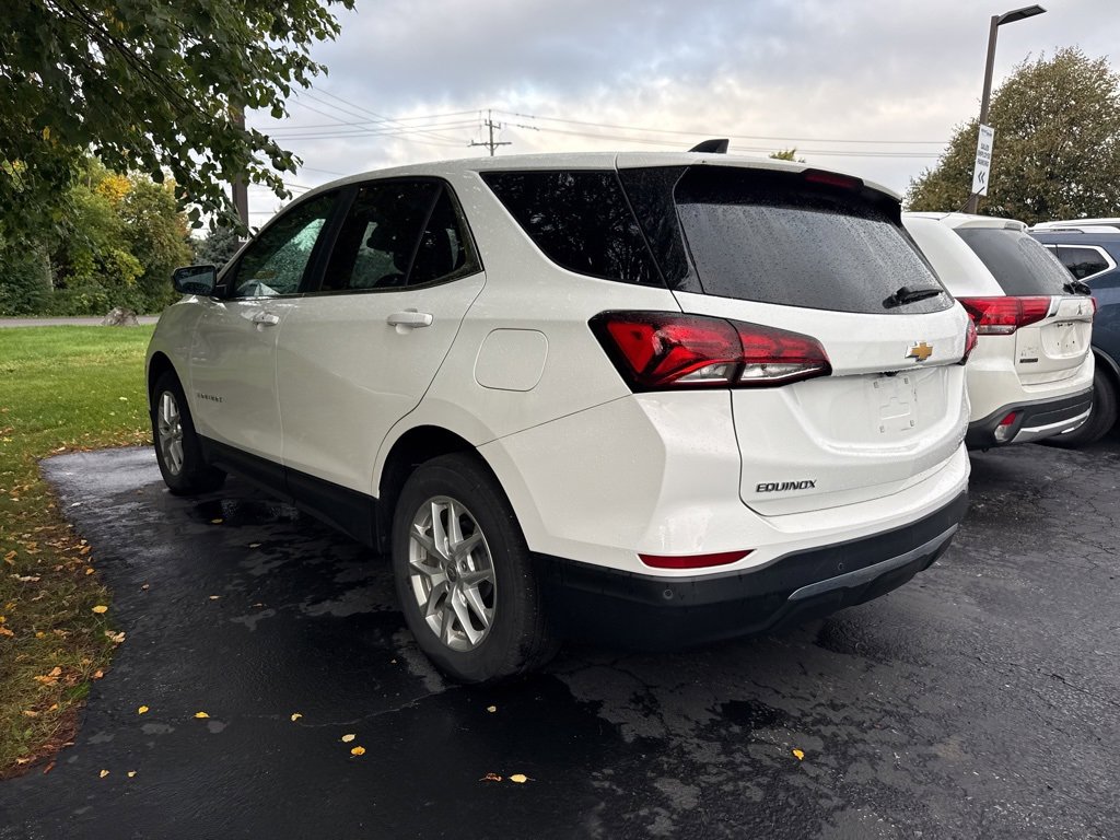 2023 Chevrolet Equinox LT photo 4