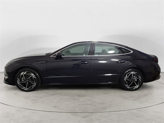 2024 Hyundai Sonata SEL Convenience photo 2